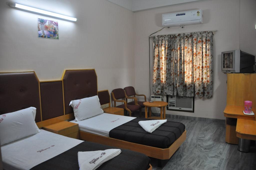 Hotel Pearls Madurai Room photo